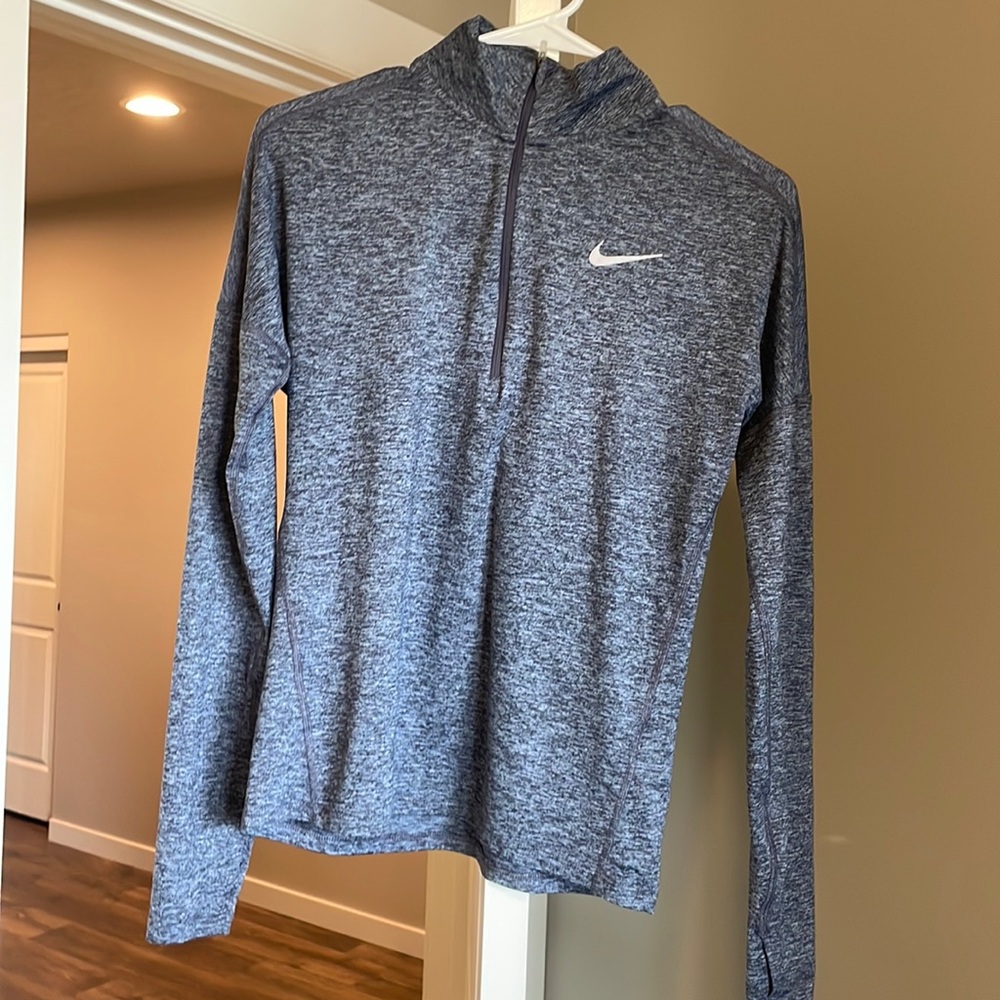 Loose fitting women’s quarter zip
